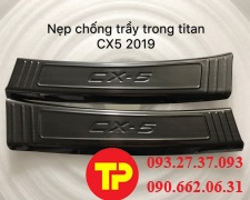 nẹp chống trầy trong titan cx-5 2019