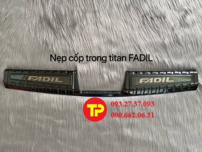 nẹp cốp trong titan fadil