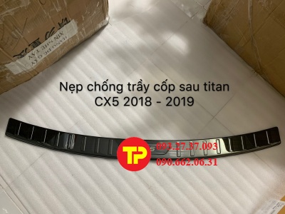 nẹp chống trầy cốp sau titan cx-5 2018-2019