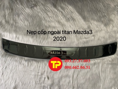 nẹp cốp ngoài titan mazda 3 2020